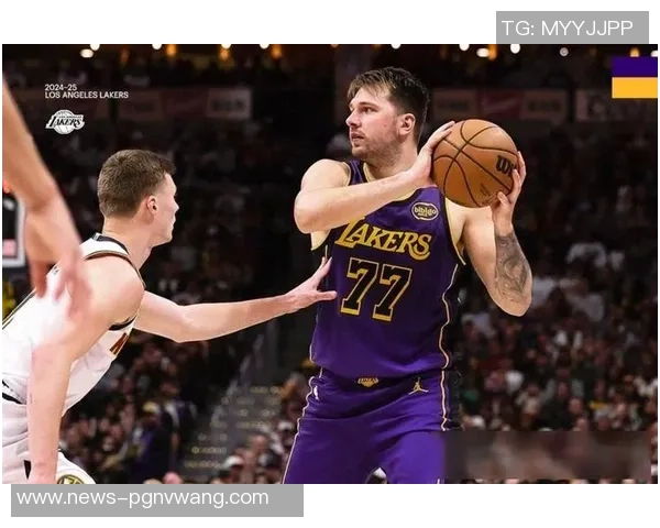 杨毅分析湖人战术选择认为詹姆斯影响东契奇表现宁愿全力支持东契奇